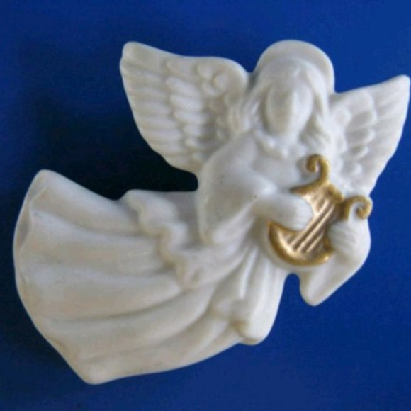 LENOX Porcelain Brooch of Angel Holding Harp - Picture 1 of 2
